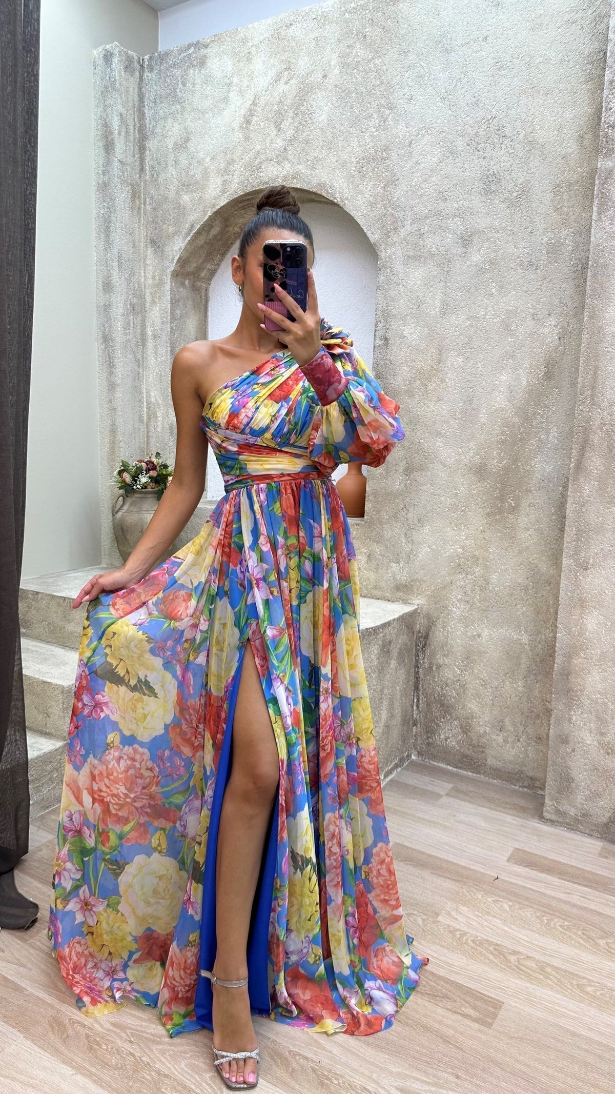 MABEL | VESTIDO FLORAL LLAMATIVO