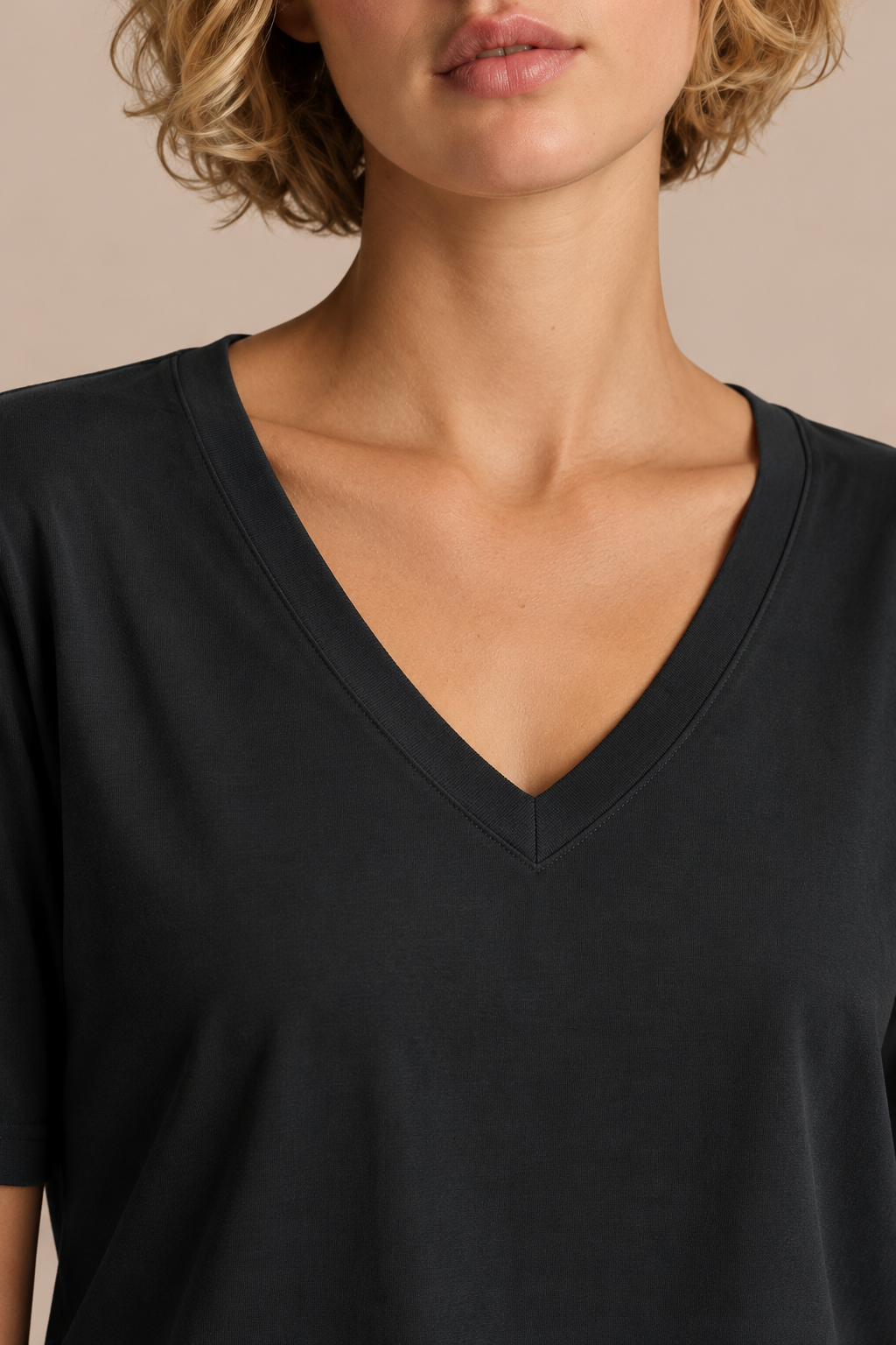 MONROE - detalle del cuello