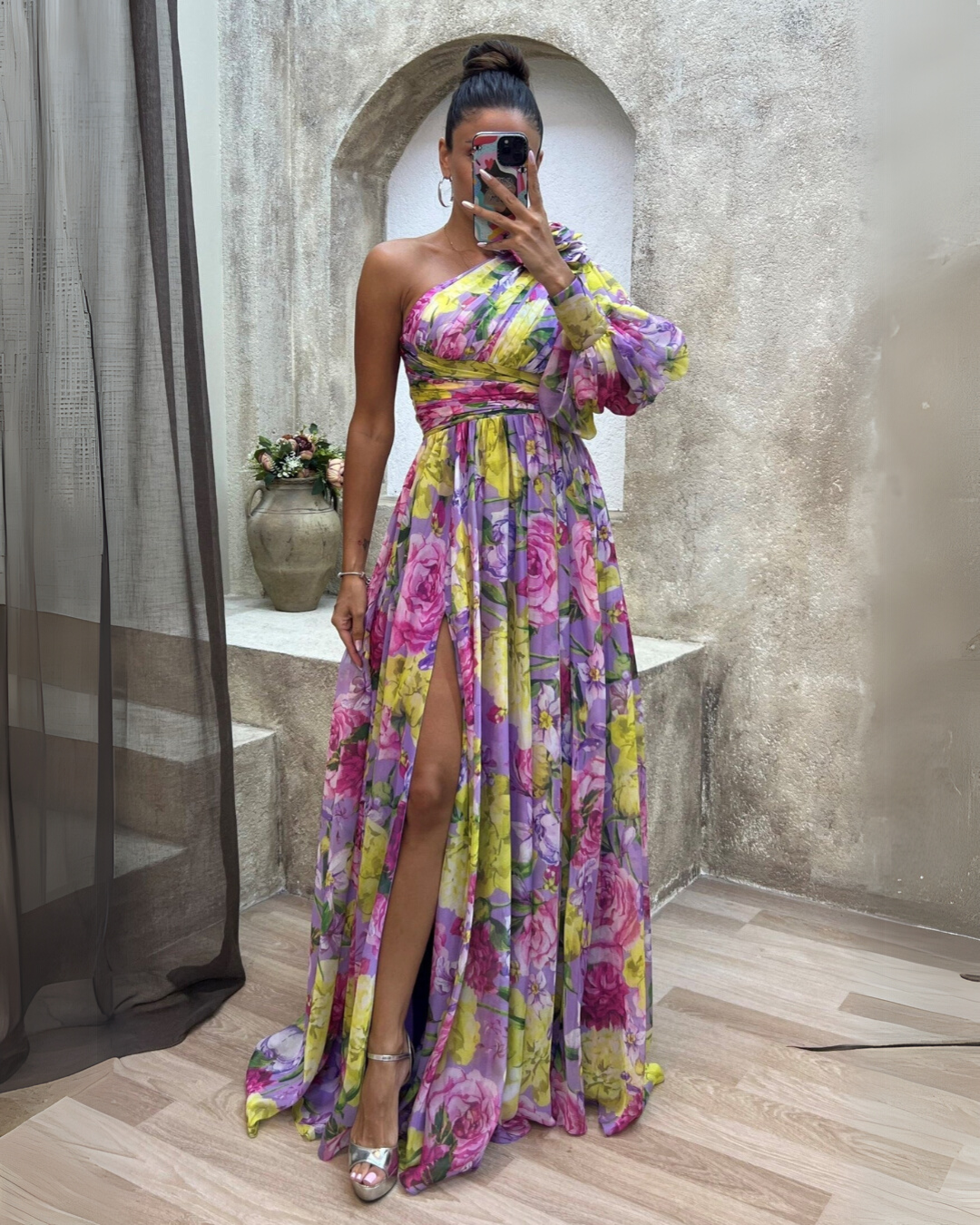 MABEL | VESTIDO FLORAL LLAMATIVO