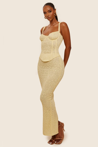 Conjunto de Maxifalda y Corsé de Encaje Ajustado en Amarillo