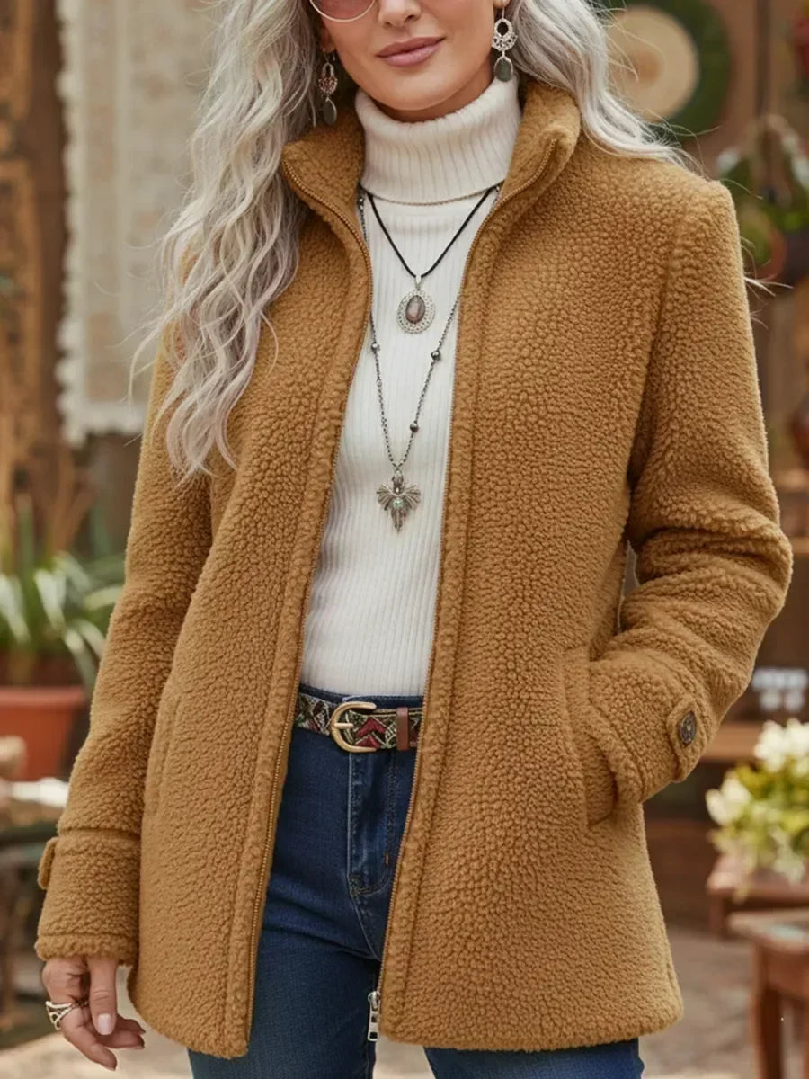 Judith | Chaqueta Acogedora con Cuello Alto y Cremallera Completa