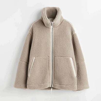 Silvia | Chaqueta Teddy Oversize de Cuello Alto